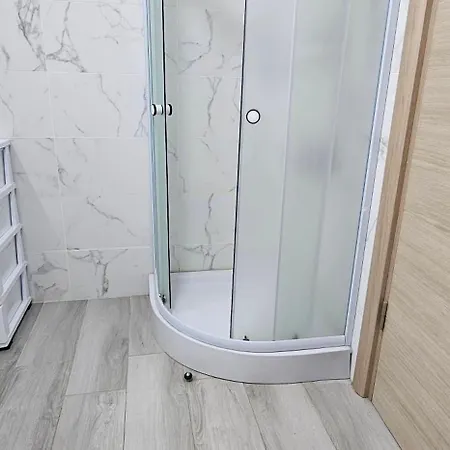 Alezzi Mamaia Nord Family Deluxe Cu Piscina Exterioara
