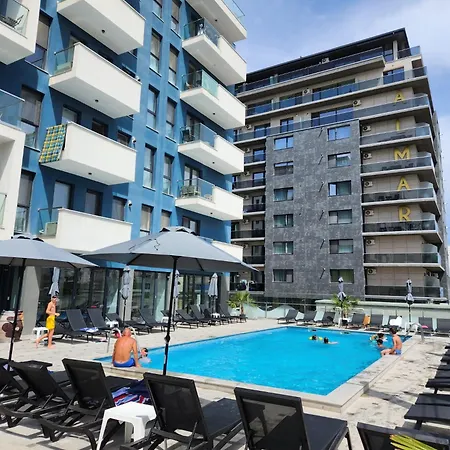 Alezzi Mamaia Nord Family Deluxe Cu Piscina Exterioara * Navodari